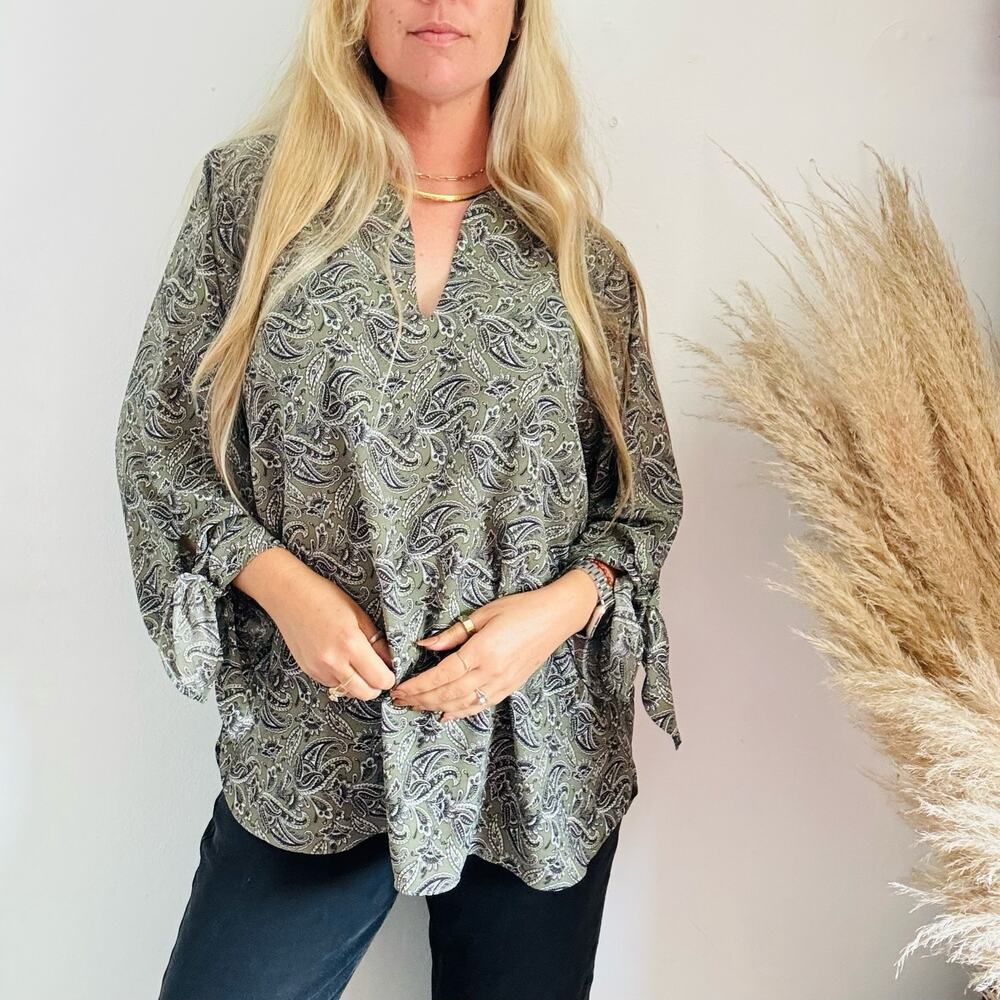 MICHAEL KORS Sage Green White Pasiley Tie Sleeve Tunic $120 Blouse Top Shirt 2X